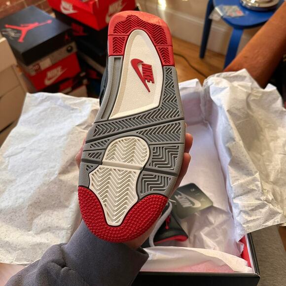Jordan 4 Retro Bred Reimagined - Picture 8 of 8